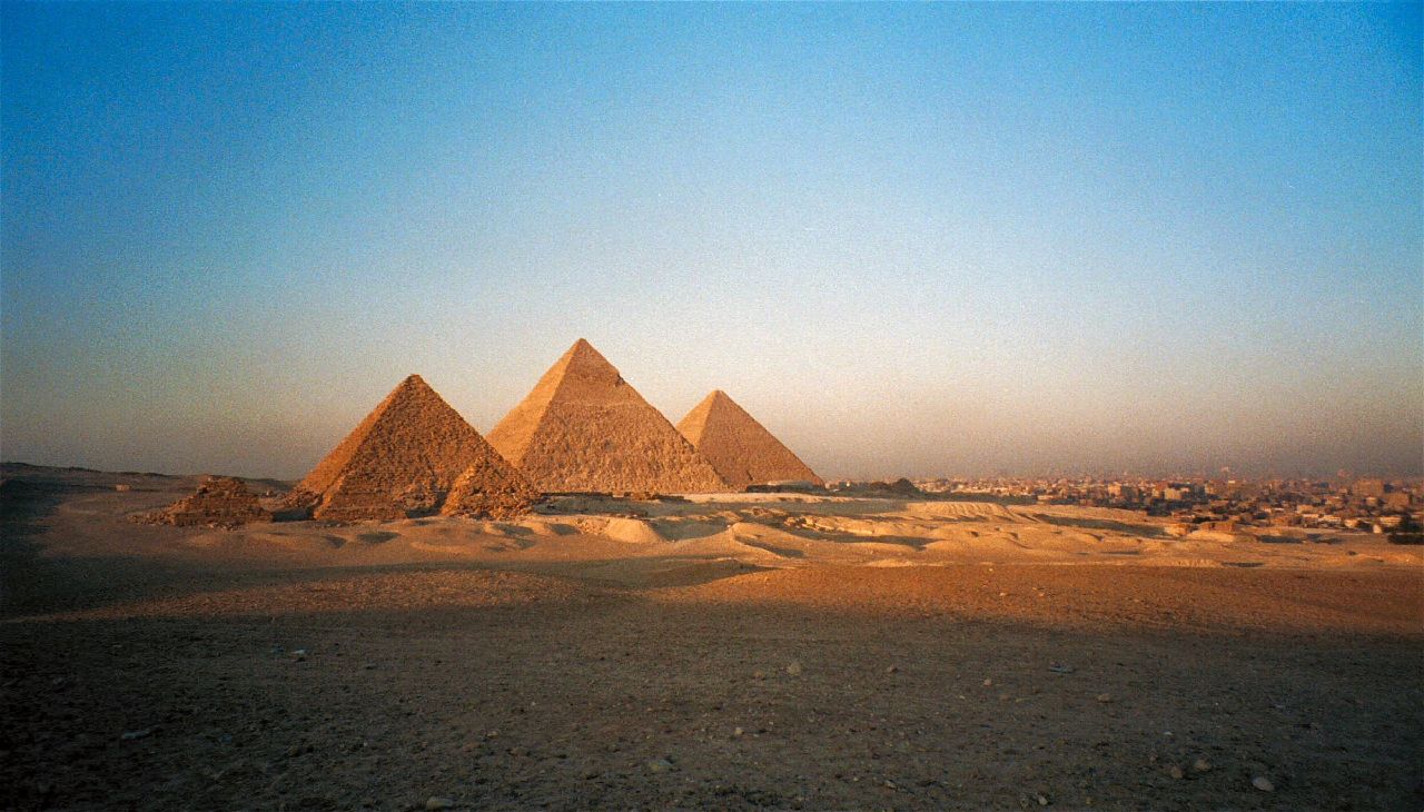 pyramidofgiza-wonders-of-the-world-4