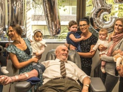男子擁有罕見抗體「60年捐血1172次」，救回240萬新生兒，光榮退休感言全球感動