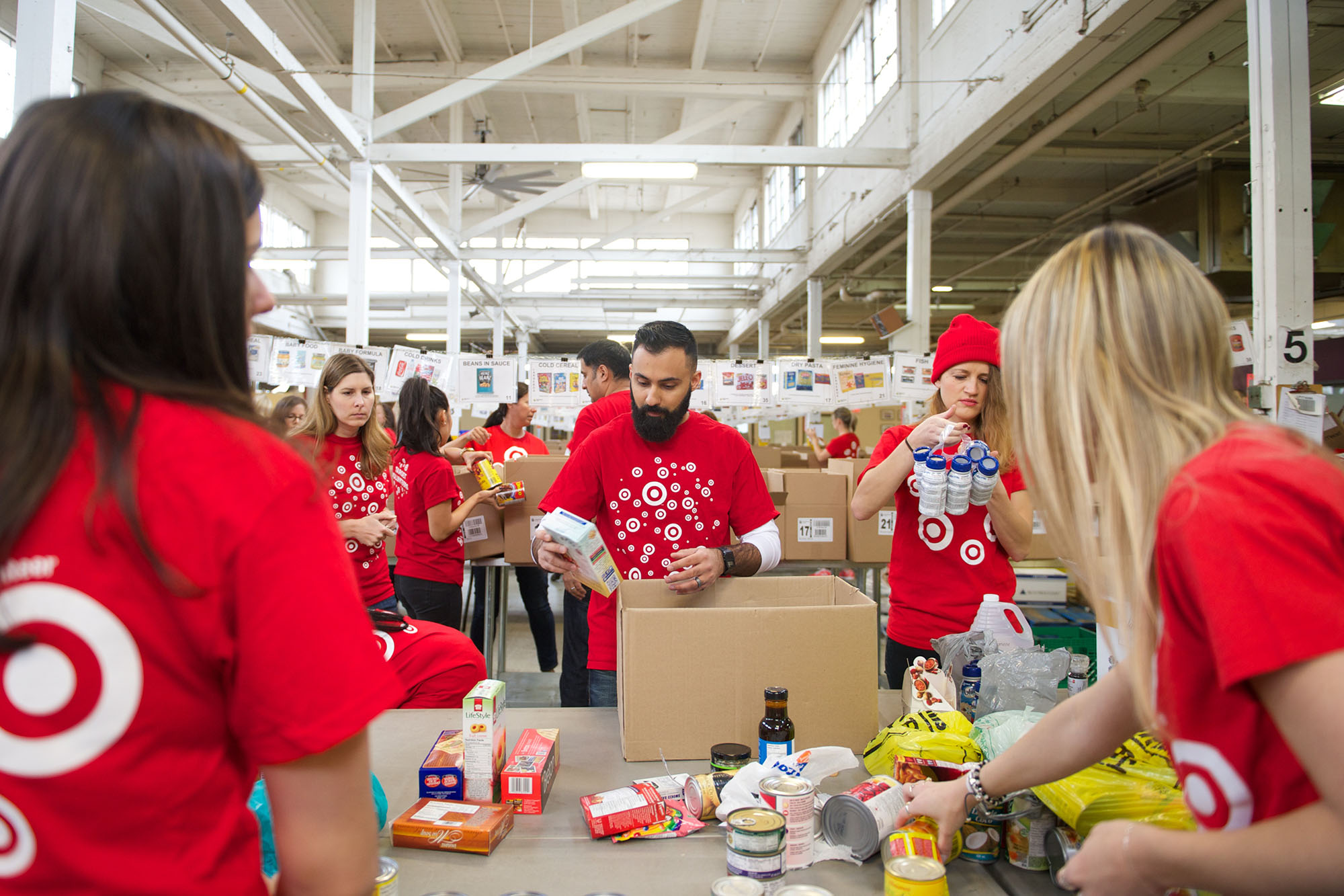 TARGET CANADA - Target Canada partners with Food Banks Canada