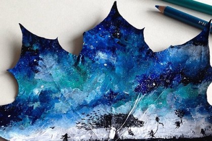 藝術家以秋天的樹葉為畫布，創作出精緻無比的彩色鉛筆畫～