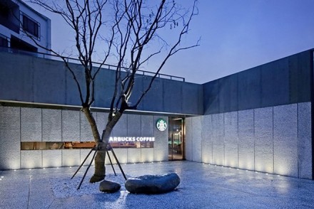 全上海最美的 Starbucks！富建築與禪學的空間，展現遺世獨立之美